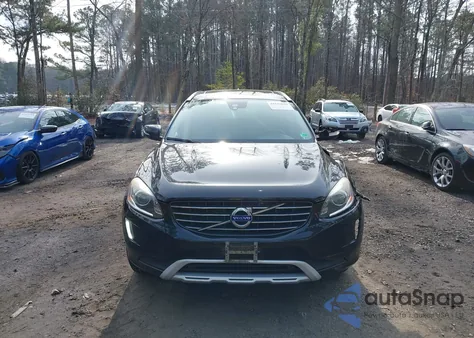 2017 Volvo Xc60 T5 Dynamic z USA, uszkodzony, nr VIN YV440MRR1H2040224